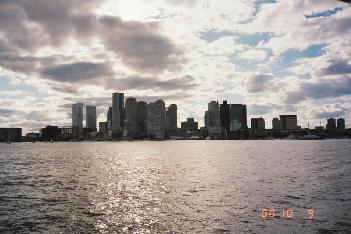 harbor3_.jpg (18363 bytes)